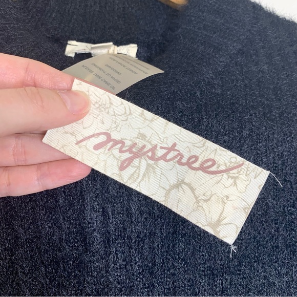 Black Sleeveless Sweater Dress, Sz L, Crew Neck, Fuzzy, Ribbed, Bodycon - Picture 5 of 8